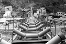 原石山増強設備ベルトコンベア工事 (新潟県)